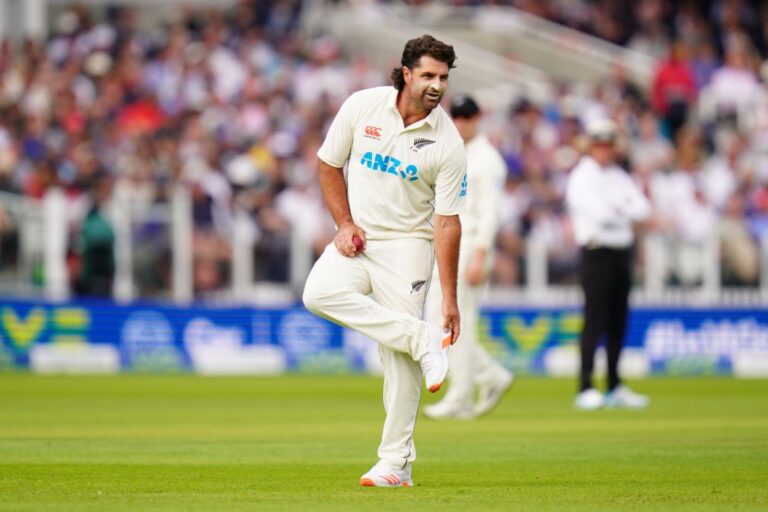 Breaking News : Colin de Grandhomme out of the England tour due to injury