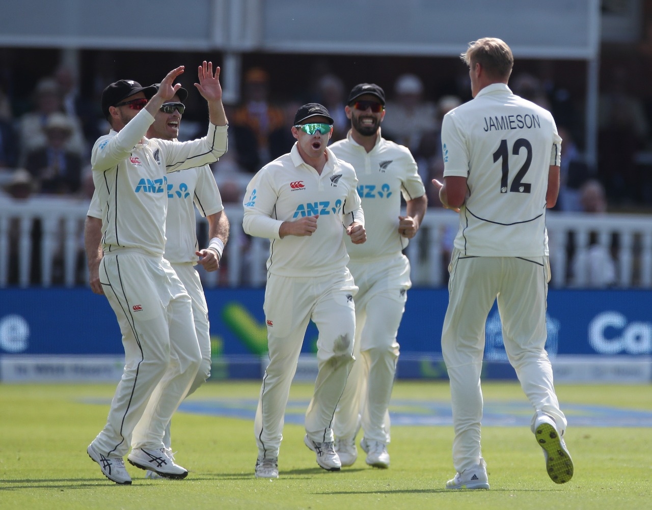 1st Test NZ vs ENG, Day 1