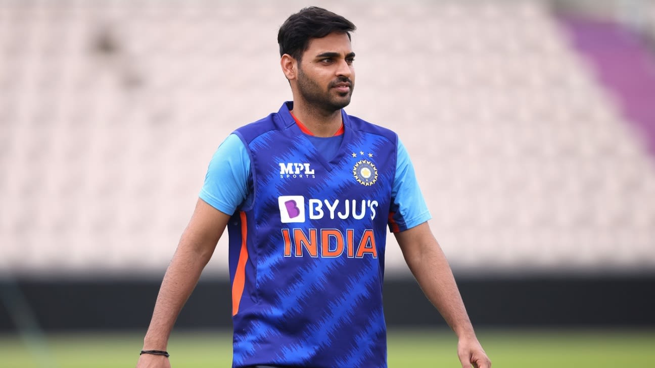 India bowl in series decider, Bhuvneshwar Kumar replaces Rishabh Pant