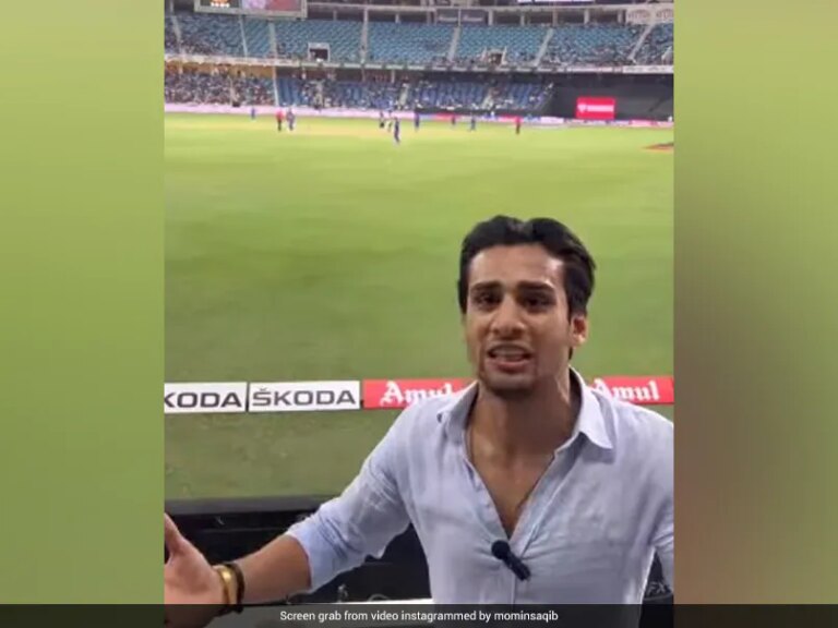 “Maro Mujhe Maro” Guy’s Reaction As India Falter Against Sri Lanka in Asia Cup. Watch: