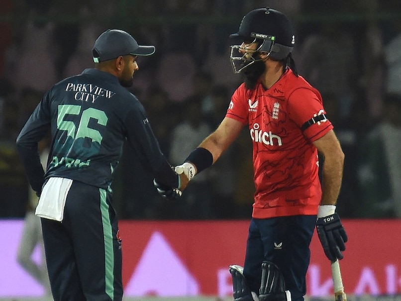 Pakistan vs England 3rd T20I Live Score Updates: Pakistan Opt To Field Against England In Karachi | Cricket News