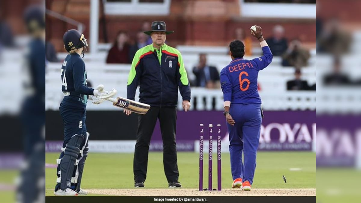 "Shouldn't Be Difficult For...": Alex Hales On Deepti Sharma's Run-Out Of Charlie Dean  | Cricket News