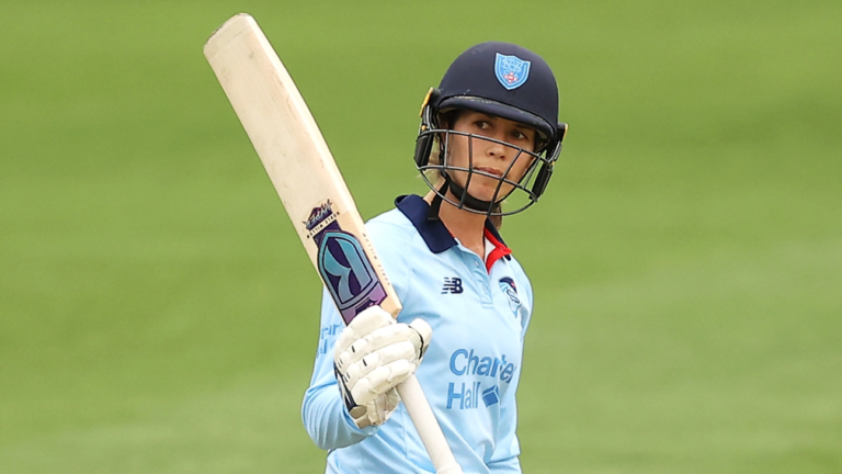 Spirited Western Australia chase falls short as NSW get first win