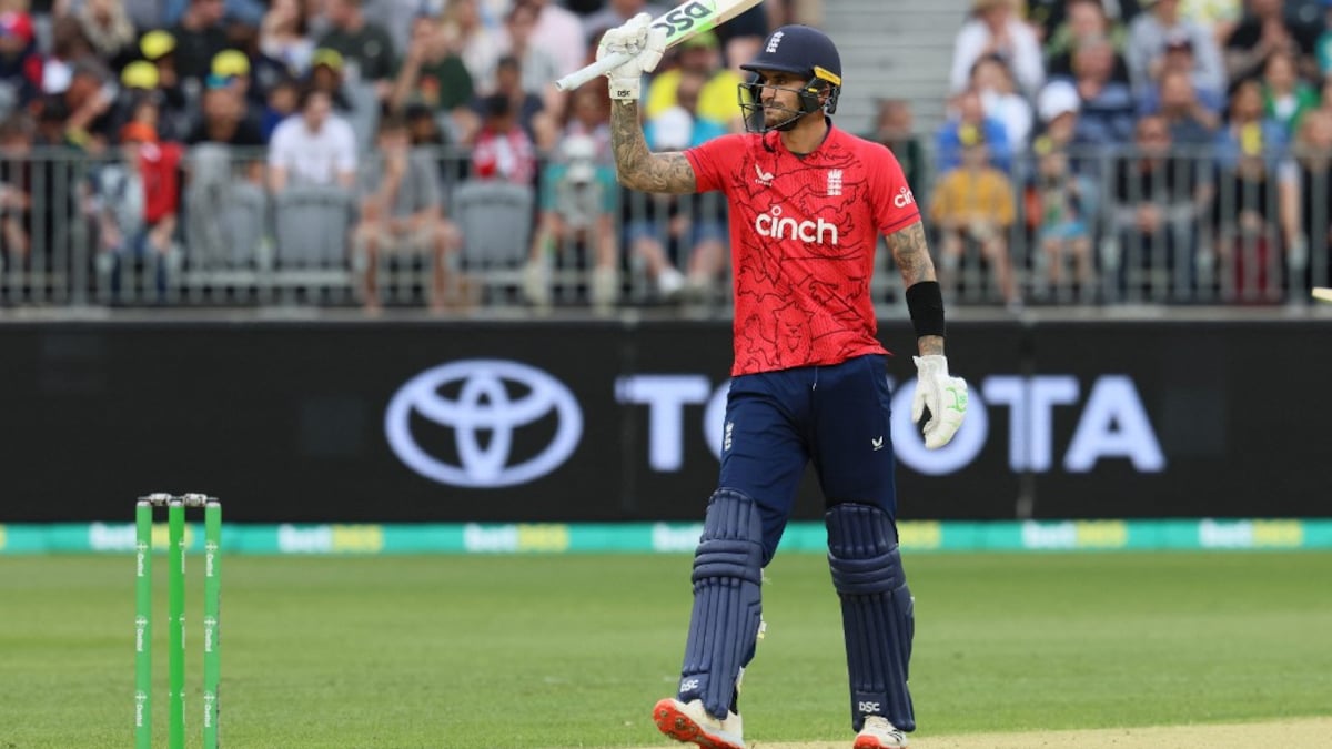 AUS vs ENG: Alex Hales Shines As England Claim Opening T20I Against Australia | Cricket News
