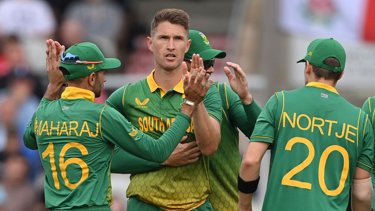 Fractured thumb puts Pretorius out of India ODIs as well as T20 World Cup