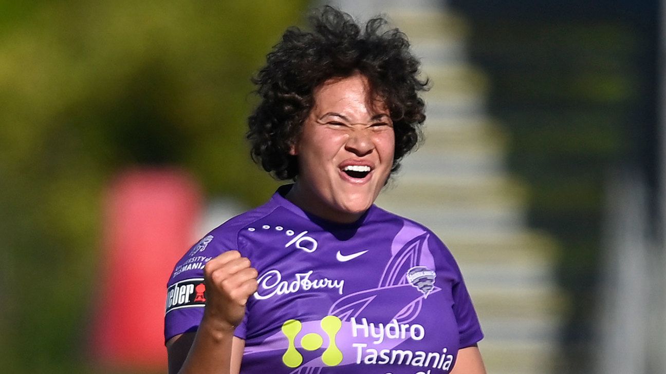 How footy helped return Vakarewa to WBBL