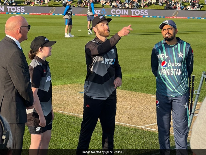 New Zealand vs Pakistan. Tri-Series, 2nd T20I Live Updates: New Zealand Win Toss, Opt To Bat