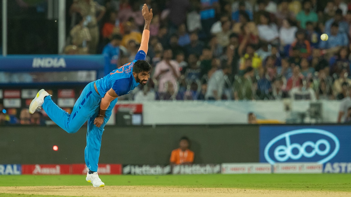 "Opportunity For Someone Else": Ravi Shastri On Jasprit Bumrah's Injury Ahead Of T20 World Cup  | Cricket News