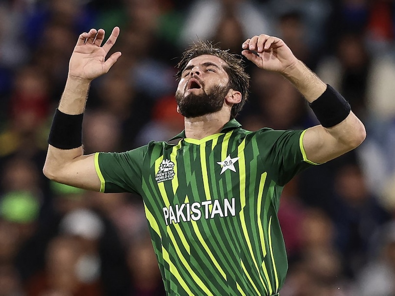 Should Shaheen Afridi Play Pakistan's Next Match? Shahid Afridi Answers | Cricket News