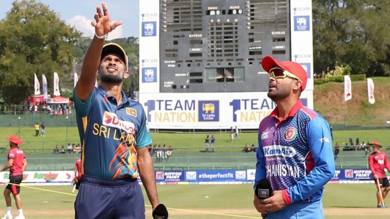 Both teams unchanged as Afghanistan opt to bat