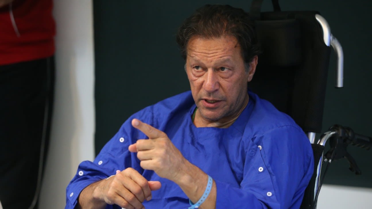 Imran Khan gives assurances about Rawalpindi Test ahead of planned protest march