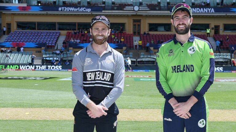 Ireland opt to field; both teams unchanged
