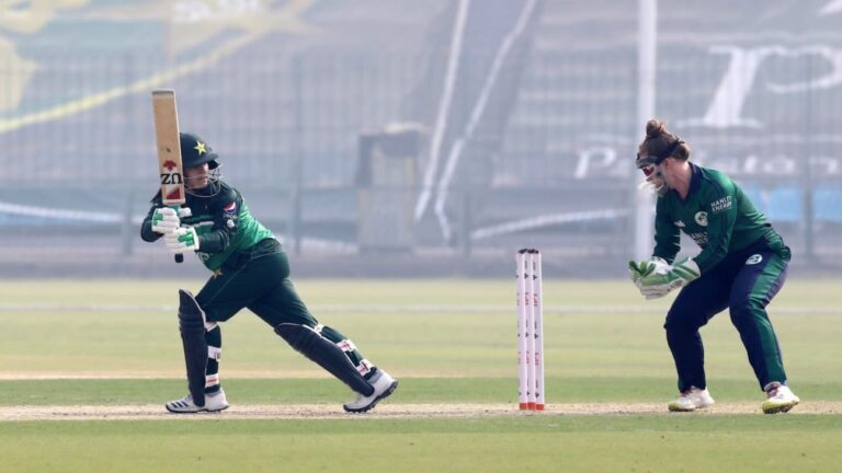 Pakistan’s Sidra Ameen, Bismah Maroof make short work of Ireland