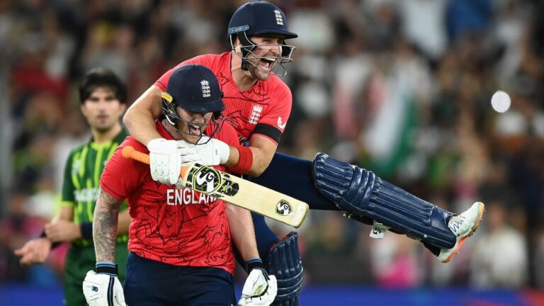 Sam Curran and Ben Stokes the heroes of the final as England break Pakistan hearts