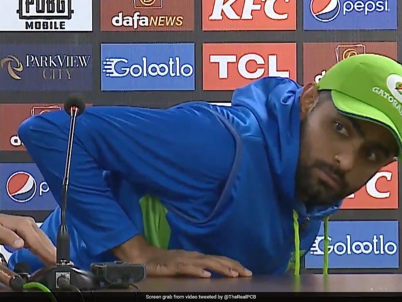 Watch: Babar Azams Angry Look After Journalists "<i>Yeh Koi Tareeka Nahi</i> " Barb
