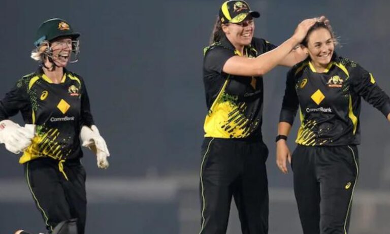 Graham takes hat-trick as Australia defeats India in 5th T20I by 54 runs