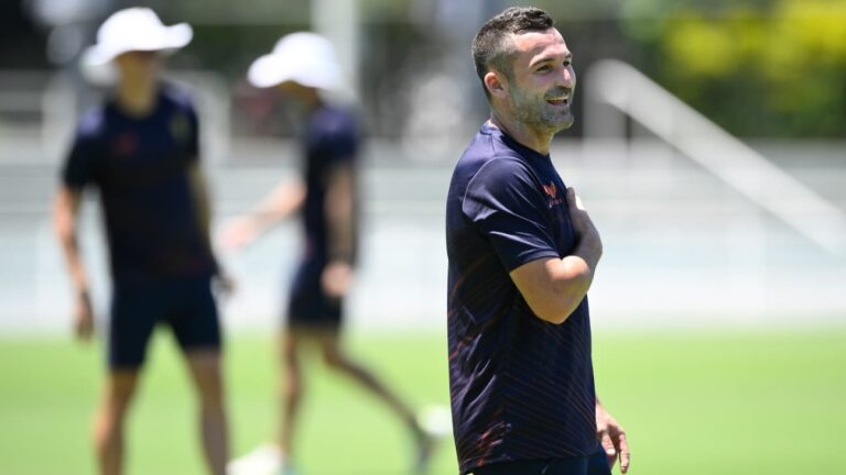 ‘I’m here to support Dean in every way’ – South Africa captain has coach Maketa’s backing
