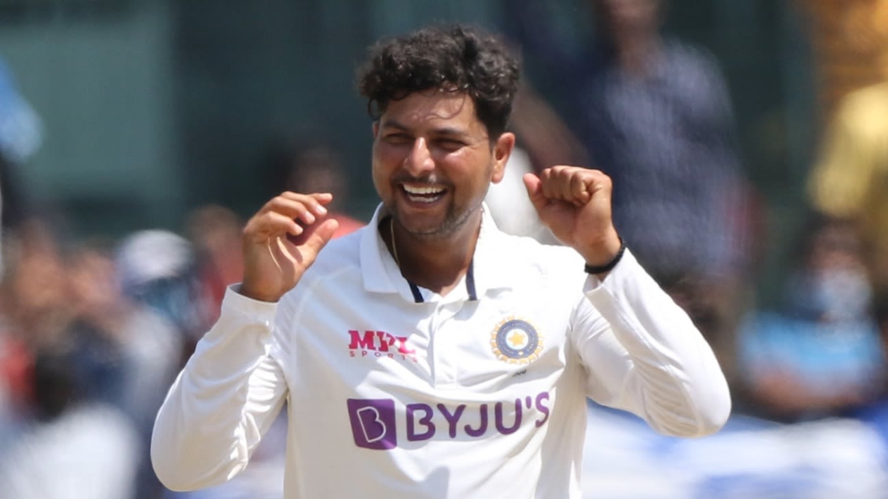 India bat and pick three spinners; Bangladesh hand debut to Zakir Hasan