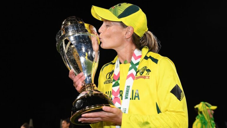 Lanning returns to captain Australia against Pakistan