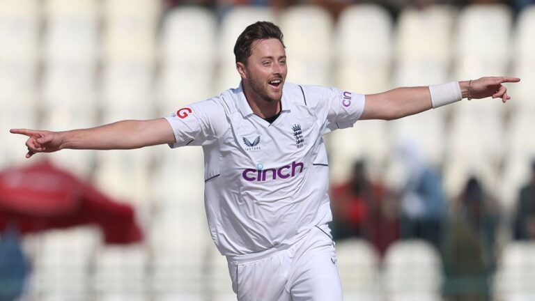 Ollie Robinson ‘considered retirement’ in midst of injury-plagued English summer
