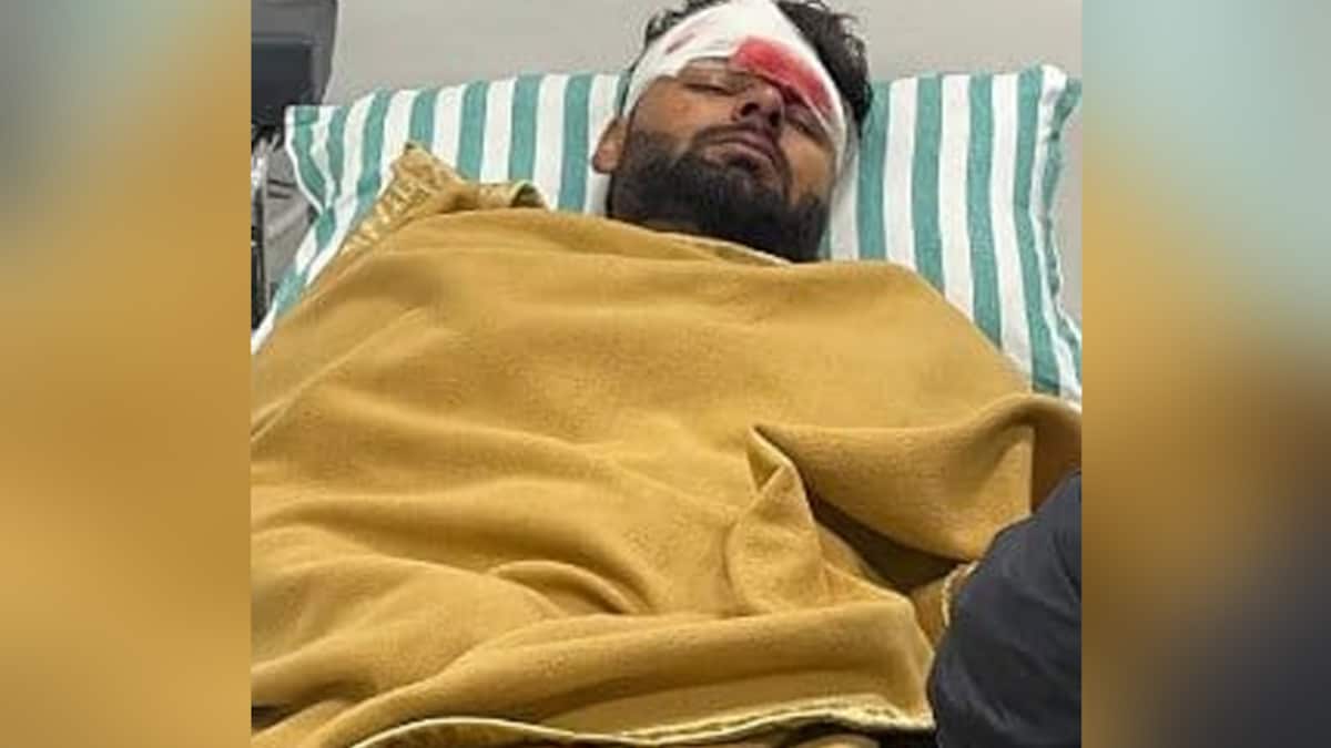 PM Narendra Modi Speaks With Rishabh Pant's Mother, Inquires About His Health | Cricket News