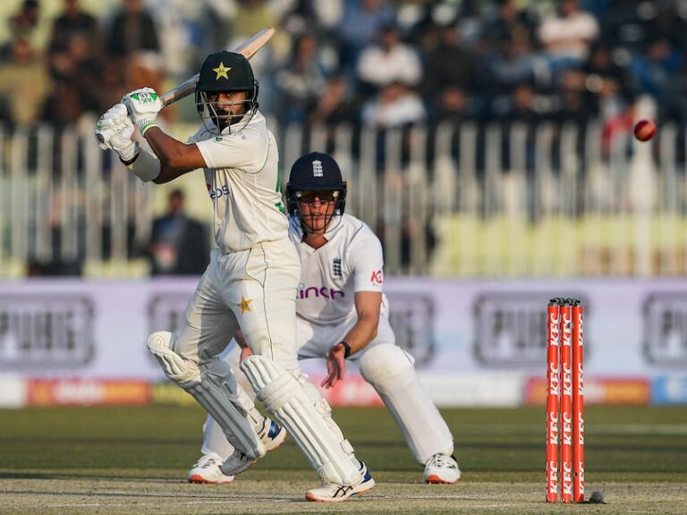 Pakistan vs England, 2nd Test, Day 4 Live Score Updates: Shakeel, Nawaz Keep 355-Run Chase Alive | Cricket News