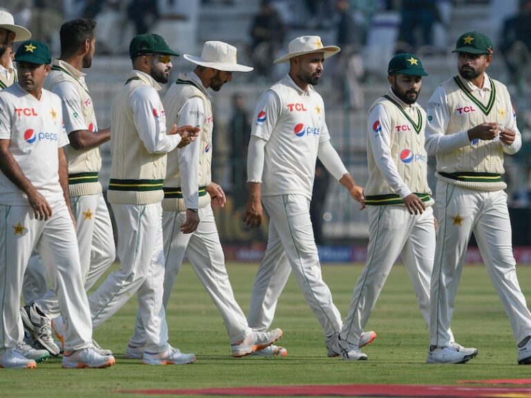 Pakistan vs England, 3rd Test, Day 3 Live Score Updates: Pakistan Eye Solid Start After England Take Narrow Lead | Cricket News