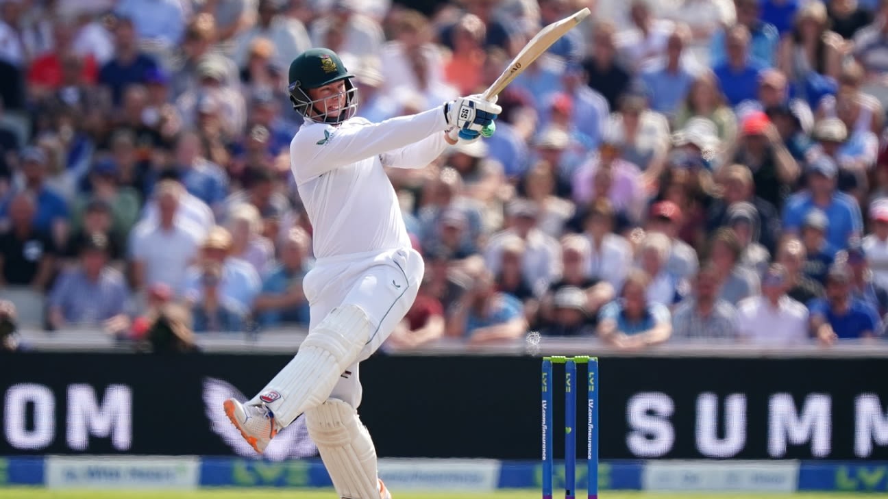 Will South Africa follow England's Test template? Not quite, says van der Dussen