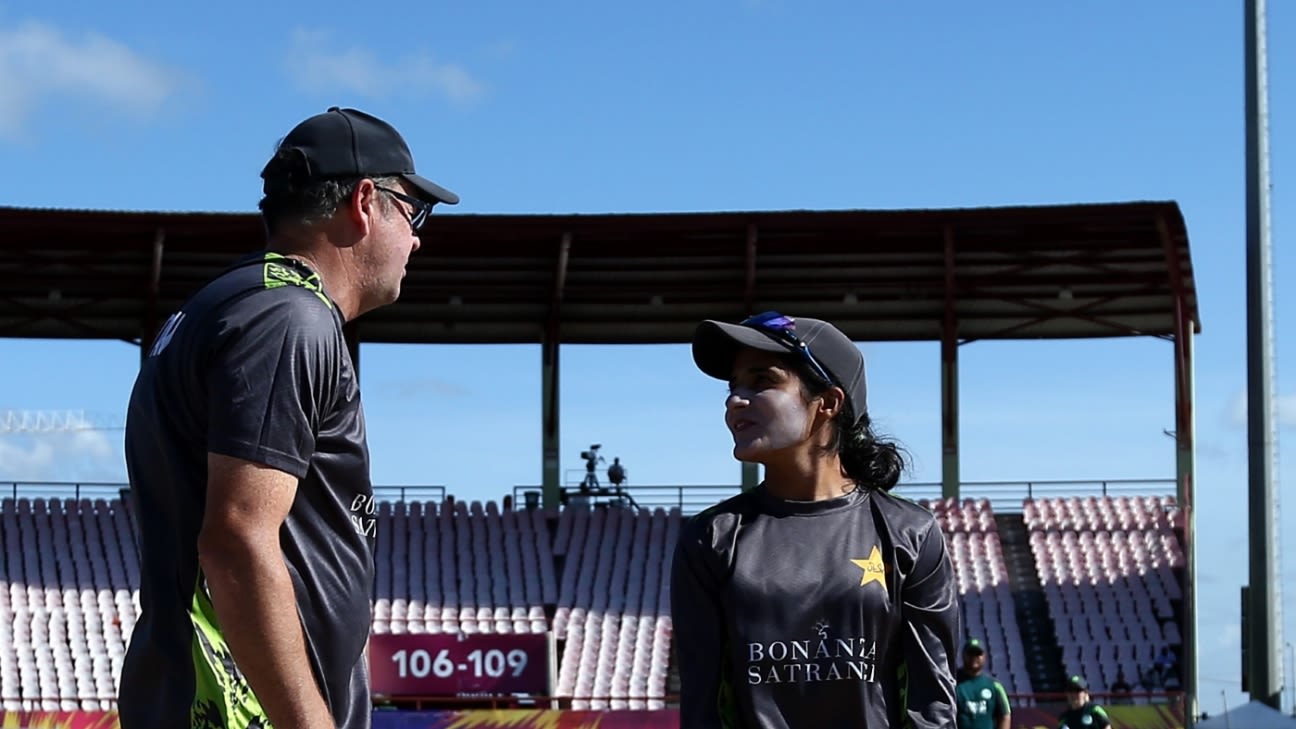 Mark Coles returns as Pakistan Women head coach