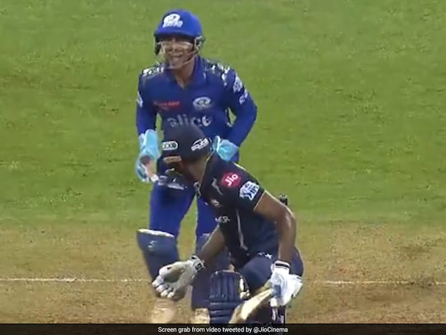 GT Star Stands In Disbelief As Piyush Chawla Bamboozles Him. Watch | Cricket News