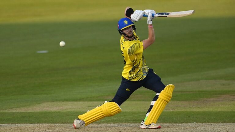 Michael Jones cameo reinforces Durham’s quarter-final bid