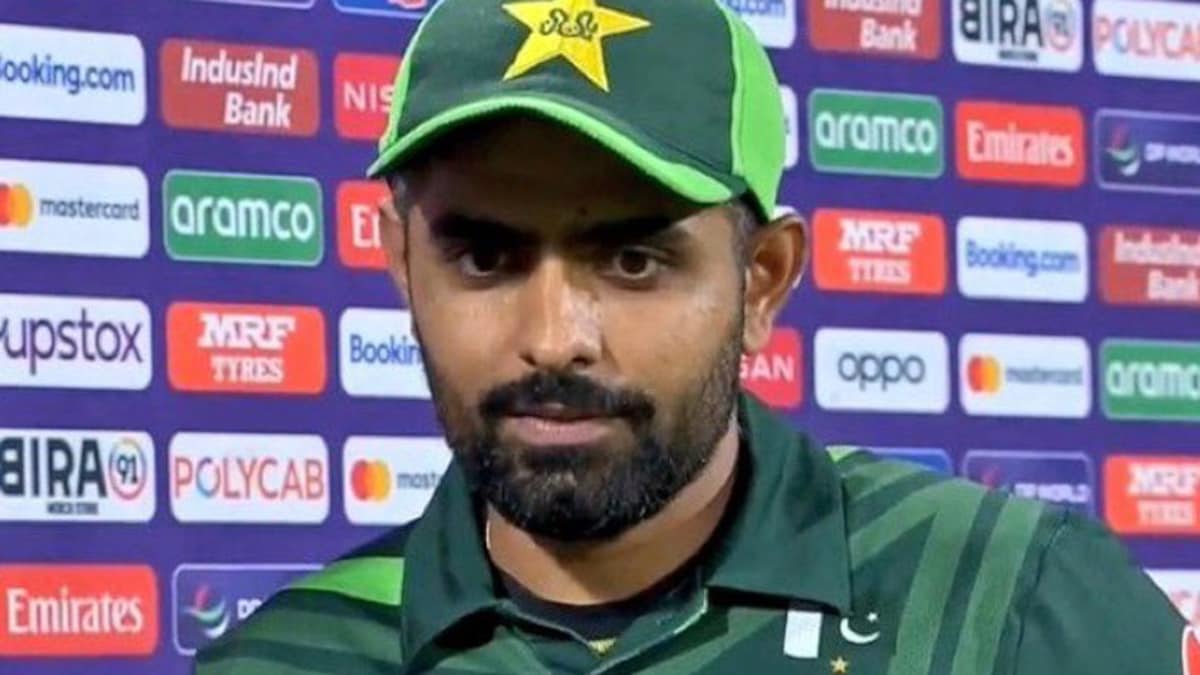 Babar Azam Breaks Female Fan's Heart After Turning Down Sweet Request. Watch | Cricket News