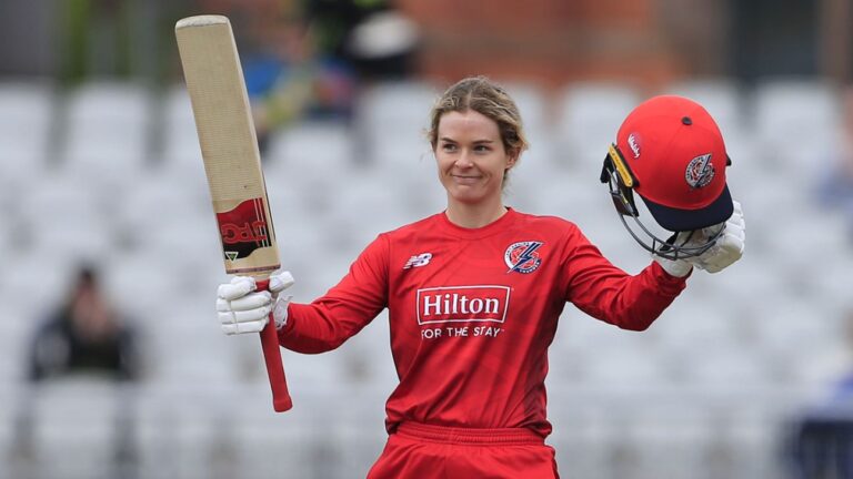 Mack and Morris lead Thunder to thumping win over Sunrisers