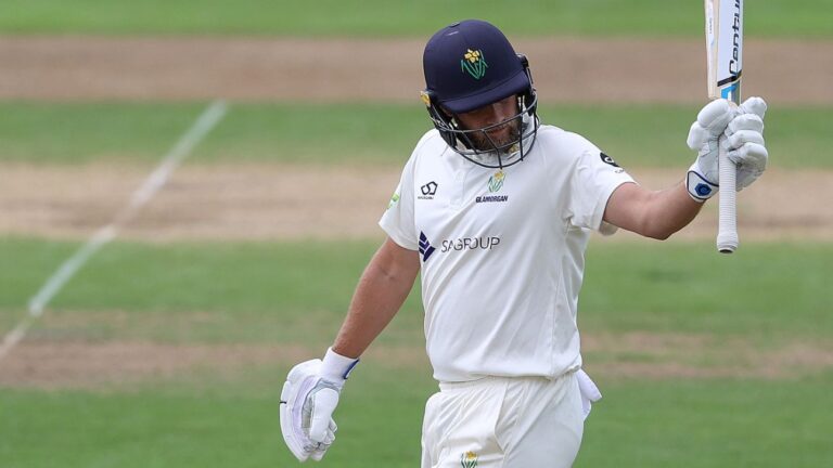 Billy Root makes the running for Glamorgan on rain-shortened day