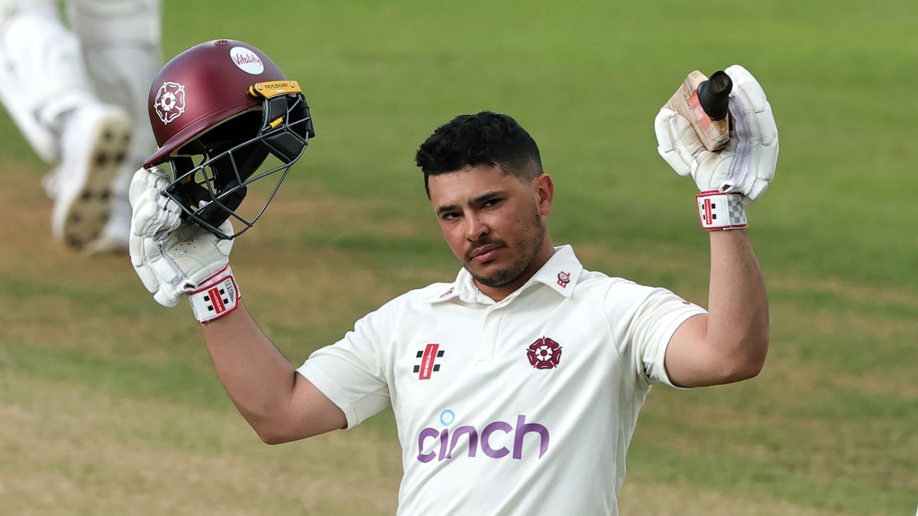 Ricardo Vasconcelos single-handedly resists Yorkshire with valiant 129*