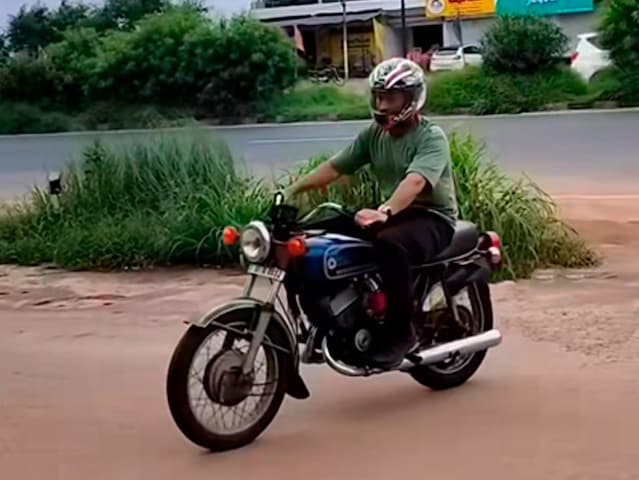 Viral Video: MS Dhoni Out On Bike Ride In Ranchi Days After IPL Heartbreak | Cricket News