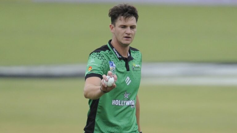 Eathan Bosch joins Essex for four County Championship fixtures