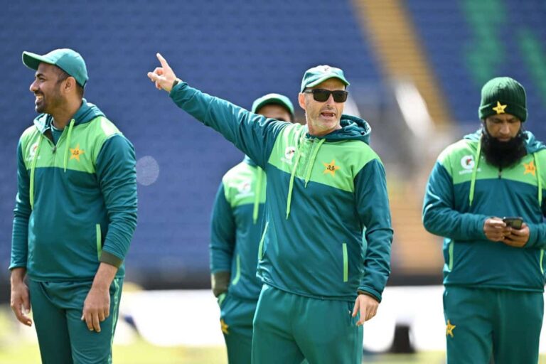 Improve Fitness or Get Out of the Team: Coach Gary Kirsten’s Final Ultimatum to Pakistan Players • ProBatsman