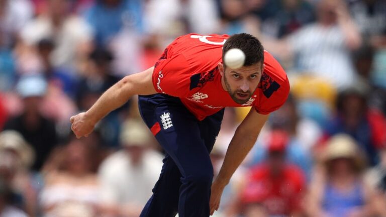 Mark Wood seeks fast improvement ahead of crucial Australia clash