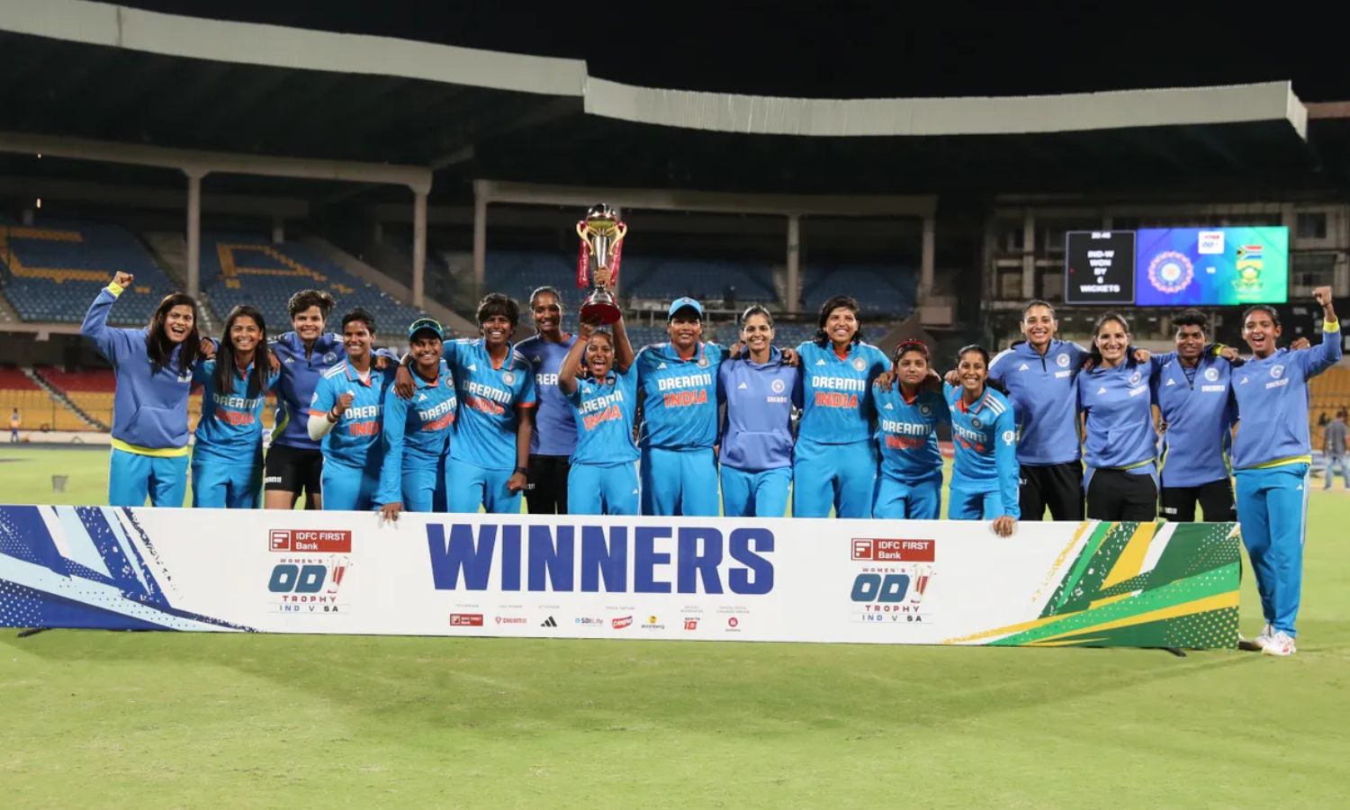 Records tumble as Mandhana dominates South Africa
