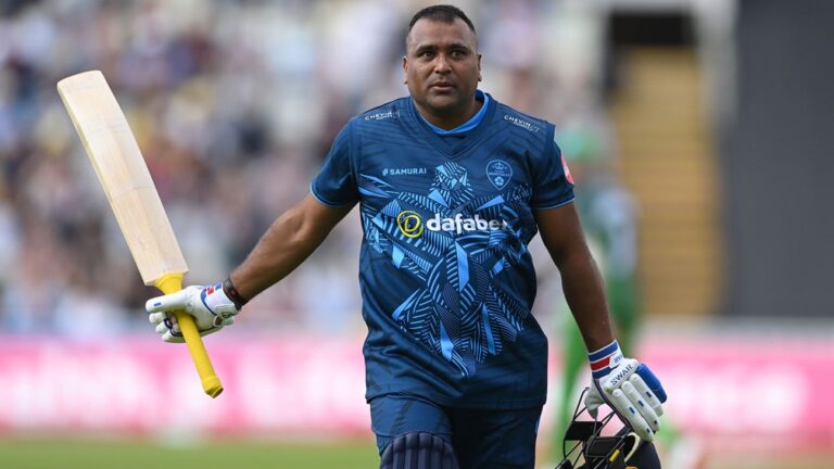 Samit Patel makes the difference as Derbyshire hunt down the Foxes