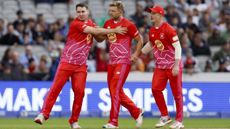 David Willey sets tone as Welsh Fire roar past Manchester Originals