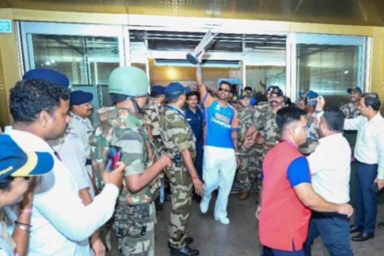 From Boos to Cheers: Hardik Pandya Receives Hero’s Welcome in Mumbai After T20 World Cup Success • ProBatsman