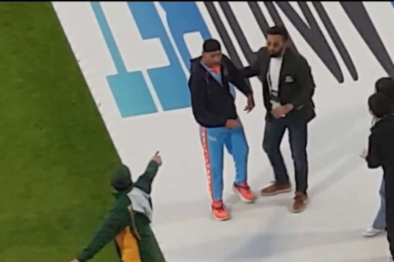 Harbhajan Singh, Kamran Akmal Fight on Field? Video Goes Viral After India vs Pakistan Match • ProBatsman