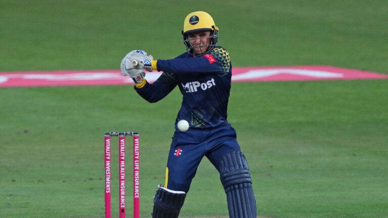 Kiran Carlson 87 the spark as Glamorgan swamp Sussex