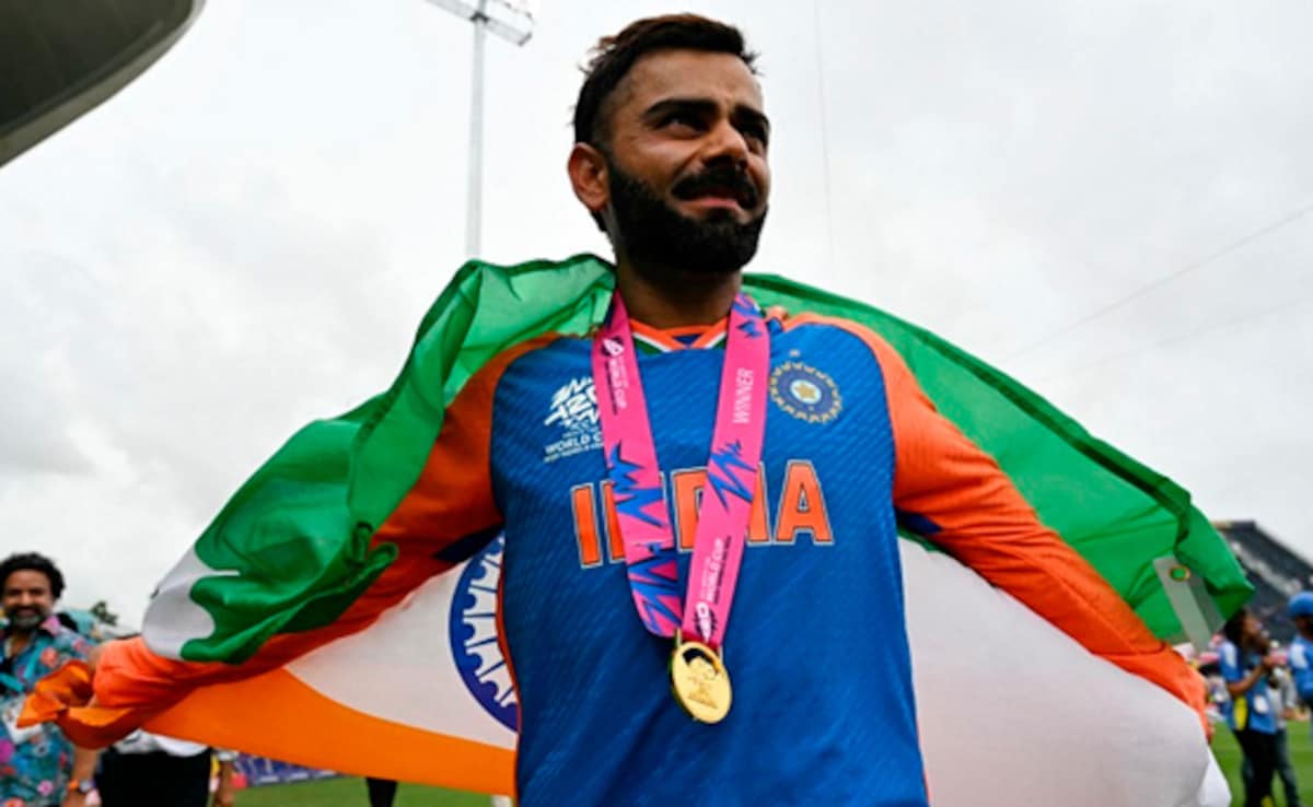 Pakistan Great's "Virat Kohli" Warning To BCCI Amid Champions Trophy Travel Row | Cricket News
