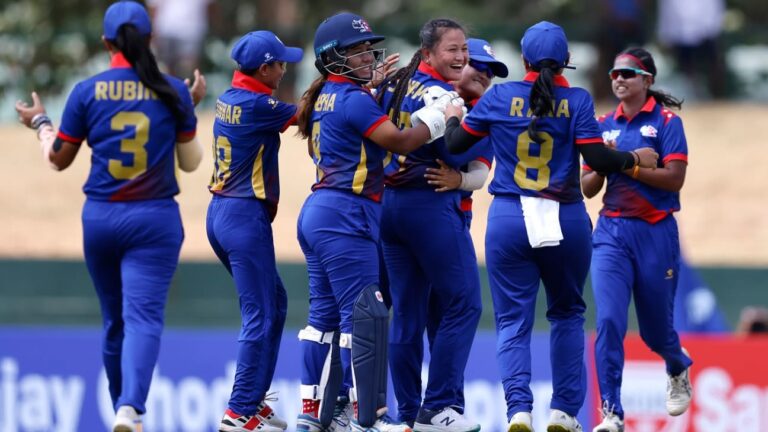 Pakistan field in must-win game against confident Nepal
