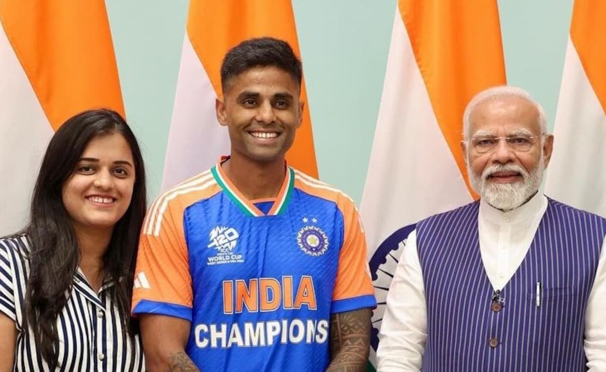 Suryakumar Yadav Recalls T20 World Cup Final Catch. PM Narendra Modi's Reaction Goes Viral - Watch | Cricket News