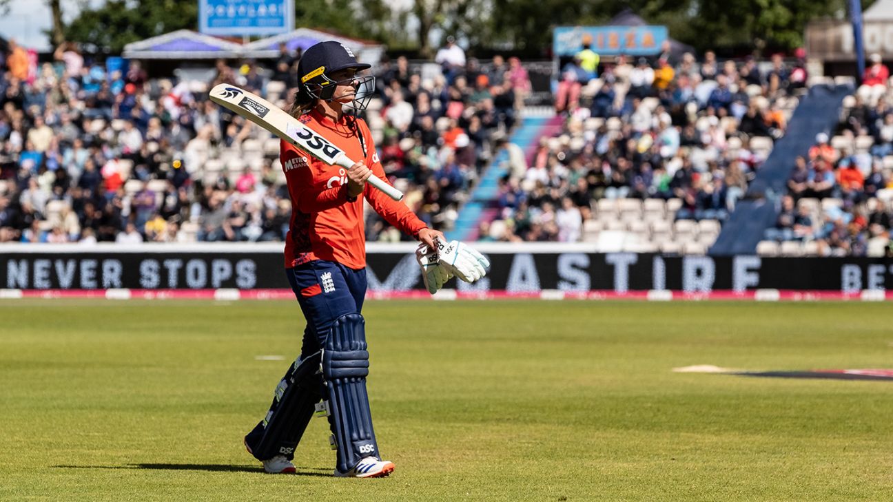 Wyatt powers England to biggest T20I win over New Zealand