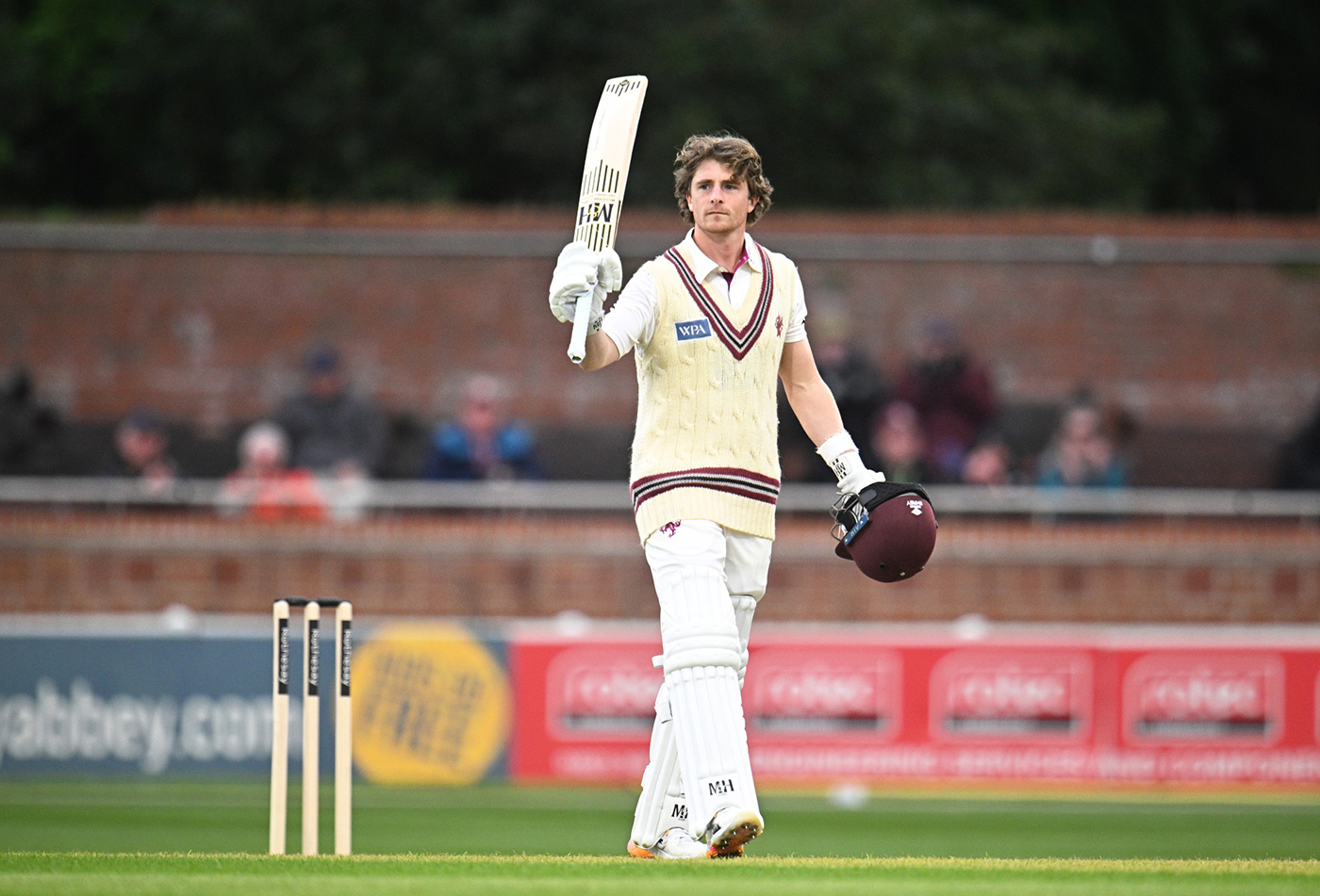 Abell, Rew Rescue Somerset On Dank Opening Day